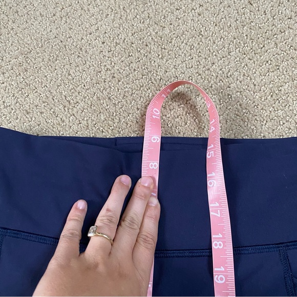 Lululemon Home Stretch Crop 19" - Picture 14 of 16